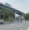Cần bán gấp nhà 5 tầng Hoa Lâm, Long Biên, trước nhà ô tô tránh. DT 42m2, Giá 9. tỷ