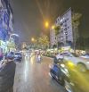 Bán tòa nhà văn phòng Mỹ Đình - 240m x 10 tầng. Hầm. Kinh doanh đẳng cấp mọi ngành nghề