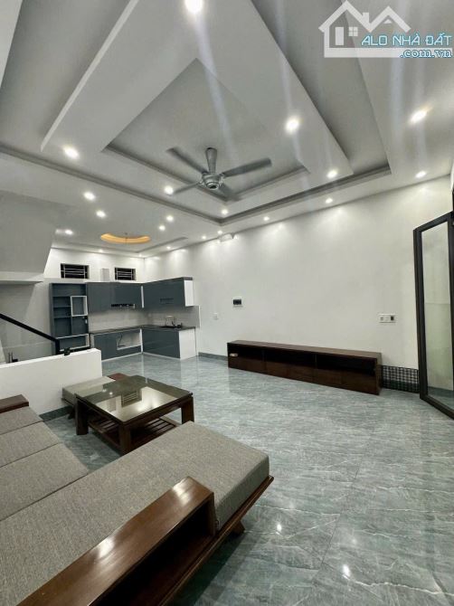Bán NHÀ 3 TẦNG THIÊN LÔI – SAU ĐÚNG NHÀ MẶT ĐƯỜNG. Rộng gần 50m2, ngang 5,5m