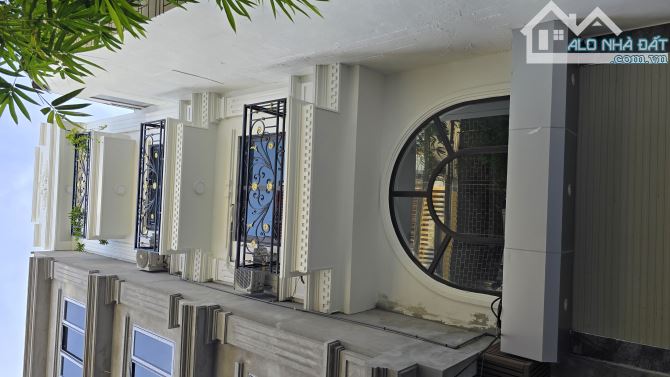 NHÀ MẶT PHỐ LÊ QUÝ ĐÔN HÀ ĐÔNG-40M-6 TẦNG-THANG MÁY-KINH DOANH