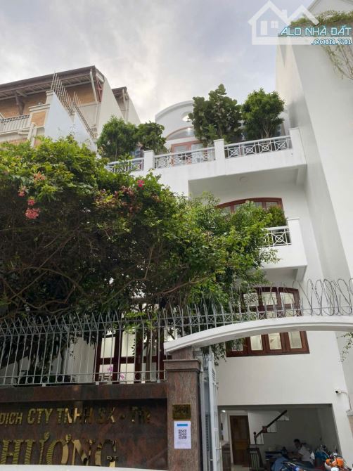 Cần bán nhà 38/ Nguyễn Văn Trỗi P15 Q. Phú Nhuận