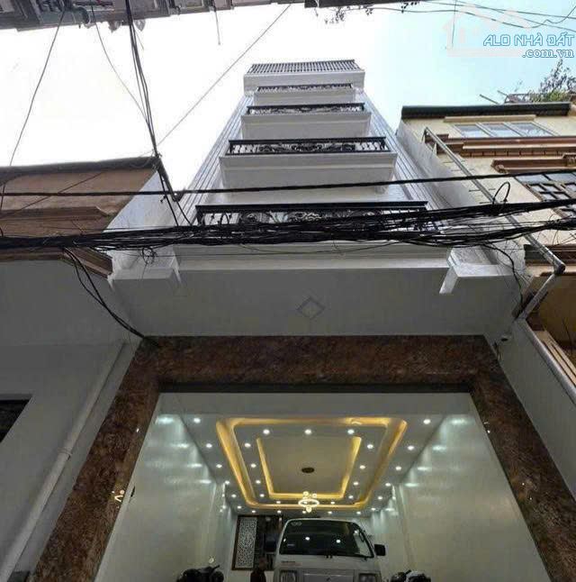 Bán nhà ngõ ô tô 4 chỗ Nguyễn Đình Hoàn Diện tích 45m2, 6 tầng, mặt tiền 4,3m, giá 17,8 tỷ