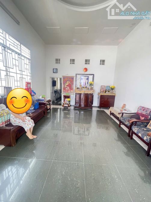 BÁN NHÀ DIỆN TÍCH LỚN, XÂY CHDV, HUỲNH TẤN PHÁT, QUÂN 7, 2 TẦNG, 213M2-5PN- GIÁ 12.7 TỶ