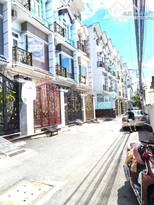Bán Nhà Dân Trí Cao, Gần KDC Lê Thành – Nhà Mới Đẹp, 4PN, Sân Thượng Rộng – Giá Cực Tốt