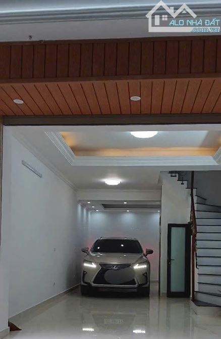 Hoàng Văn Thái - Thanh Xuân - Phân lô - Oto tránh - KDVP - 21.6 tỷ.