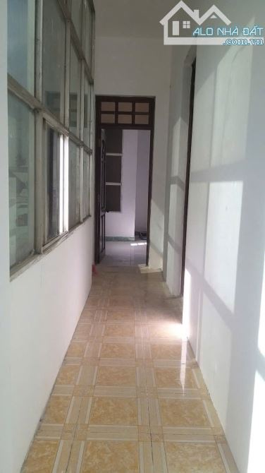 Bán nhà 1 trệt 2 lầu mặt tiền Chợ Đồi, An Bình, Biên Hòa, 170m2, giá 7 tỷ 700.