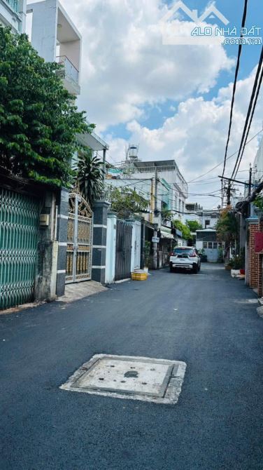 Bán nhà 3 tầng kiên cố, hẻm 5m Phạm Văn Chiêu, Gò Vấp, chỉ 6 hơn