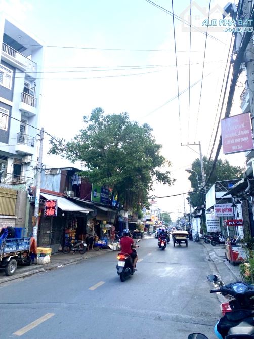 KHÁCH SẠN 21 PHÒNG MẶT TIỀN THU NHẬP 180-200 TRIỆU - THANG MÁY - DT 150M - NGANG LỚN 5M -
