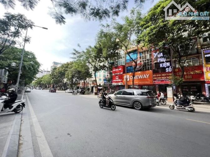GÓC 2 MẶT TIỀN TRỊNH ĐÌNH TRỌNG TÂN PHÚ, GIÁP QUẬN 11 - NGANG 11M - 5 TẦNG - HD KHOÁN 70TR