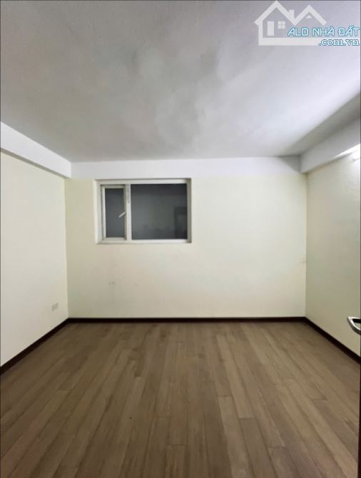 BÁN NHÀ PHÂN LÔ – ĐÔNG NGẠC – Ô TÔ ĐỖ CỬA- 43M2