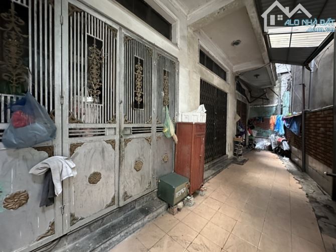 Hàng hiếm ở Thịnh Quang lõi Đống Đa tiện ích nhiều giao thông đỉnh ở sướng