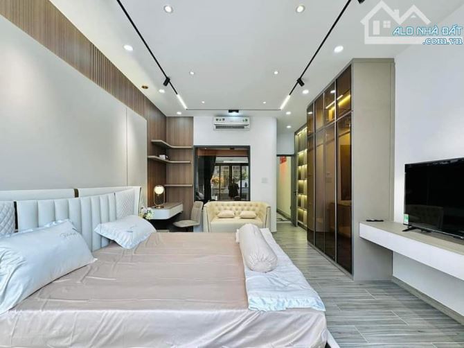 Bán nhà ngõ 34 Hoàng Cầu Đống Đa 45m2x5T cực đẹp chỉ hơn 12 tỷ vài bước ra phố