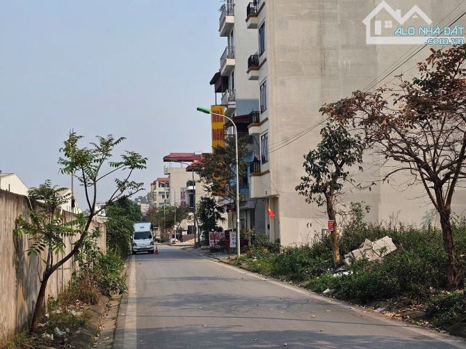 Bán Đất Lãm Làng Vân Dương, dt 112m2, MT 4.5m Gần Công Viên Lãm Làng Giá Hợp Lý Nhất