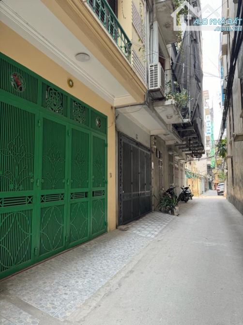Bán nhà phố Thái Thịnh, Đống Đa 52m, 5 tầng, mt 4.5m. Giá: 25.9 tỷ
