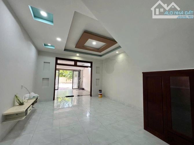 💥Cần bán gấp nhà lầu mặt tiền đường Nhựa - KDC Hùng Vương - TP Phan Thiết