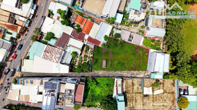 Bán lô đất ngang lần 7.95m, đường ô tô tận nhà, khu dân cư hiện hữu.