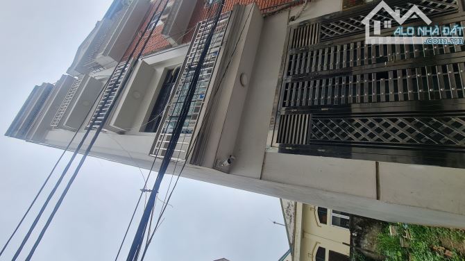 Bán nhà hà trì lô góc ô tô đỗ gần 4 tầng 38m2 hơn 5 tỷ