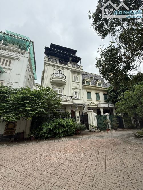 Bán Biệt Thự Khu An Sinh Mỹ Đình, 200m2, Ô Tô Tránh, Giá 60 tỷ