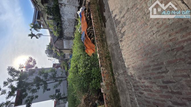 B.Á.N ĐẤT ĐAN PHƯỢNG , SÁT HỒ SINH THÁI , Ô TÔ THÔNG , LÔ GÓC  THOÁNG  70M2, 4 TỶ 8