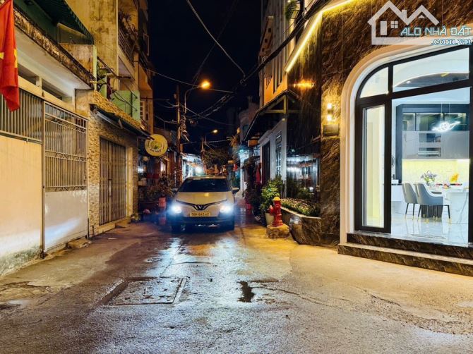 Nhà lô góc 2 mặt tiền hẻm xe tải - full nội thất  p15 gò vâp