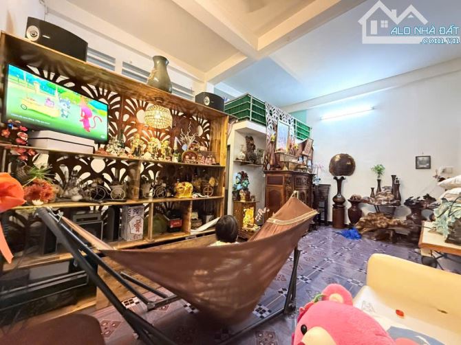 TẦNG TRỆT 56m2 CHUNG CƯ ĐINH TIÊN HOÀNG - 3TY500