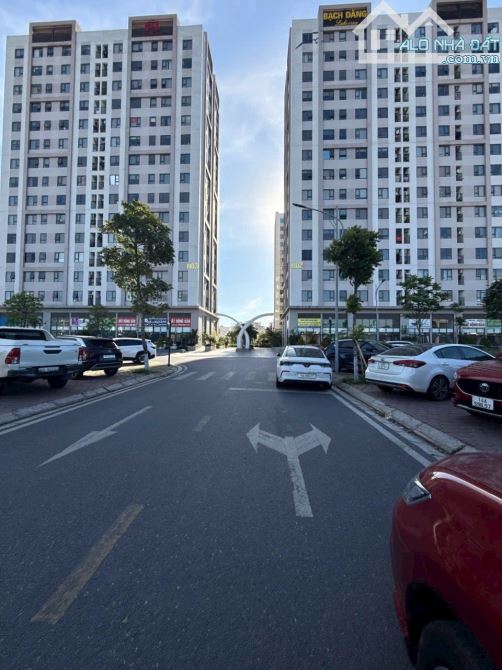 Bán lô góc 2 mặt tiền Khu Trần Hưng Đạo, TP Hải Dương, 220.38m2, đối diện chung cư, KD tốt