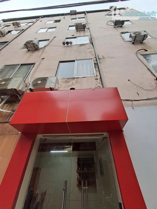 Bán toà CCMN 6 tầng 211m² lô góc, 29 phòng, thu 139tr/tháng, gần phố Cầu Giấy, giá 44 tỷ