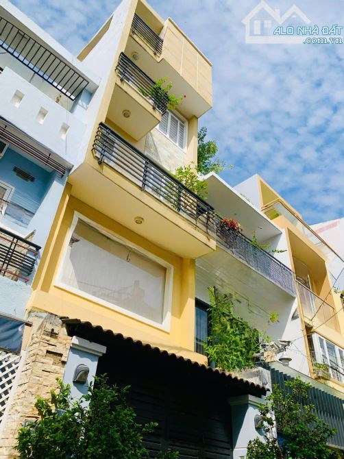 Bán nhà HXH Ni Sư Huỳnh Liên, gần Bàu Cát 8, Hồng Lạc - DT 4x20m - 1 trệt 3 lầu - giá 9 tỷ