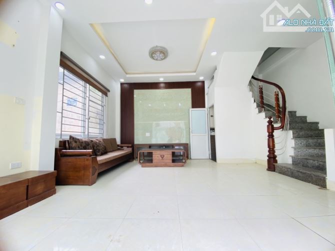 BÁN NHÀ LÔ GÓC QUANG TRUNG HÀ ĐÔNG 36M 4 TẦNG CHỈ 5 TỶ - 10