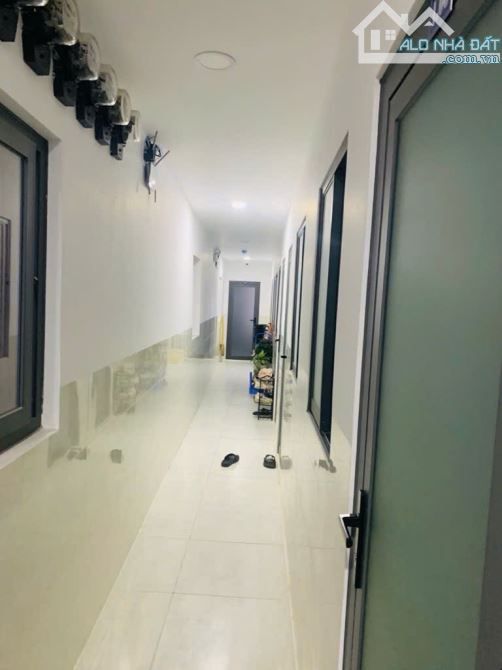 Hiếm - CHDV 4 Tầng 42 phòng Dương Quảng Hàm Ngay DH Văn Lang, 300m2 chỉ 29 tỷ 900 TL - 11