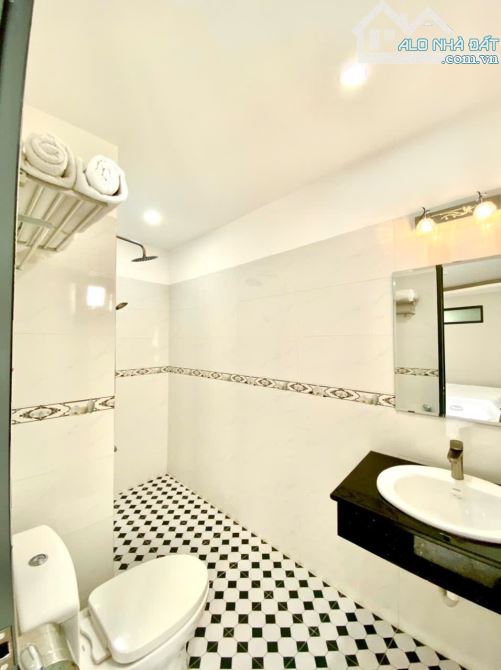 Bán Khách Sạn 1 Trệt 6 Lầu Mặt Tiền Đường Phan Chu Trinh 92M2 (5x18) - Giá: 25Tỷ tl - 1