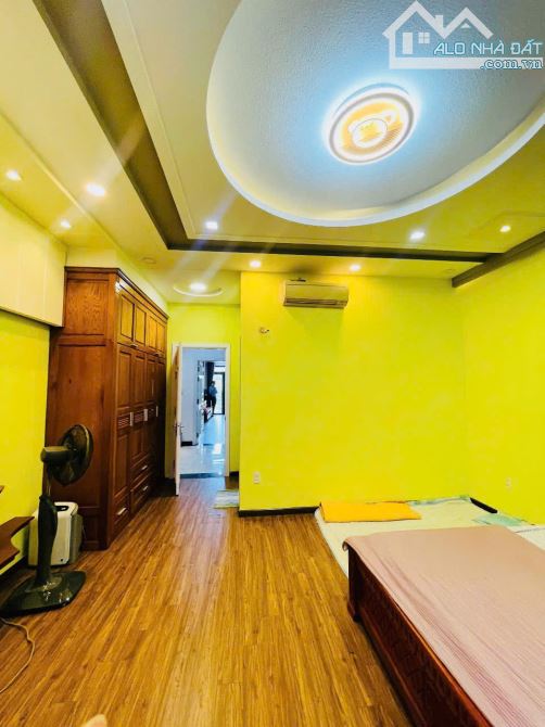 Bình Tân, Khu Vip Tên Lửa, Mặt tiền Kinh Doanh, Nhà 4 tầng, ngang 8m, - 1