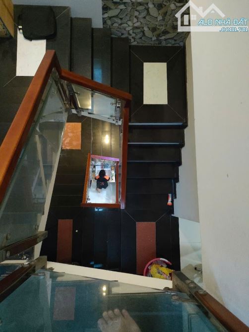 HOT NHÀ 3T_3 MÊ_VỊ TRÍ VÍP_MẶT TIỀN NGUYỄN PHAN VINH_DT 129M2_NGANG 4.5M_NỞ HẬU_11.5 TỶ - 1