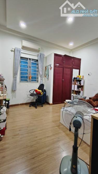 💥 3TẦNG -3PN-KHU PHÂN LÔ ĐỒNG BỘ_ XE TẢI TRÁNH_ CẦU TĂNG LONG -LÃ XUÂN OAI-CHỈ 4 ĐỒNG HƠN - 1
