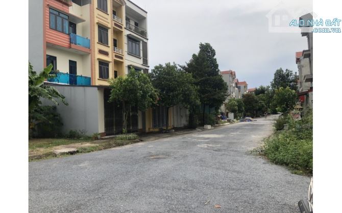 chỉ 1 lô duy nhất đấu giá TRUNG TÂM HÀNH CHÍNH HUYỆN MÊ LINH, cam kết bán đúng giá chủ thu - 1