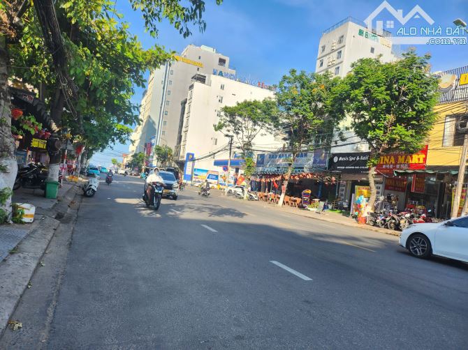 Chủ giảm sâu, cần bán nhanh căn biệt thự mini - 2 tầng - Trần Khánh Dư - MT 6,5m - lô góc - 1