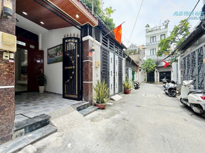 Bán nhà 6,78  tỷ  Quang trung GV - 1