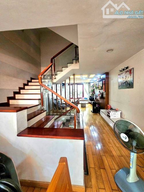 Bán nhà phường 15 Tân Bình, Phan Huy Ích, Bờ kè Tham Lương, Đường ô tô tránh, 4x22m,4 tầng - 1