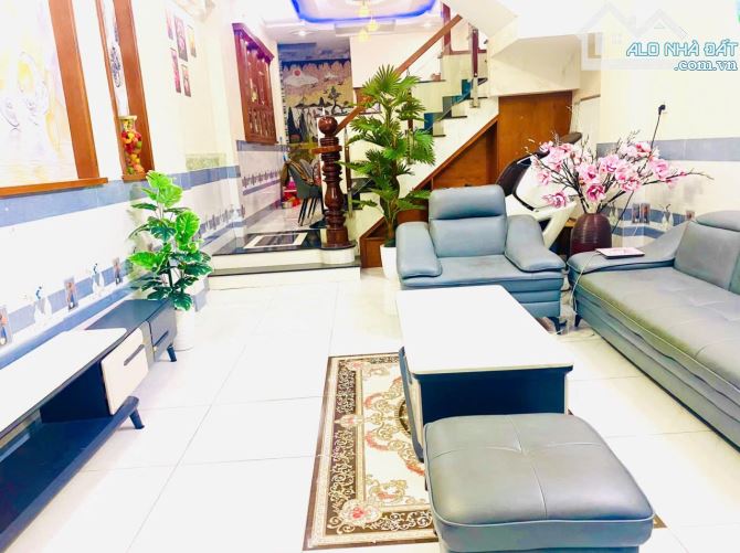 NHỈNH 5 TỶ-CẦN BÁN CĂN NHÀ HẺM 8M OTO NGỦ NHÀ Đ.HUỲNH THỊ HAI Q.12-88M2-4 TẦNG BTCT - 1