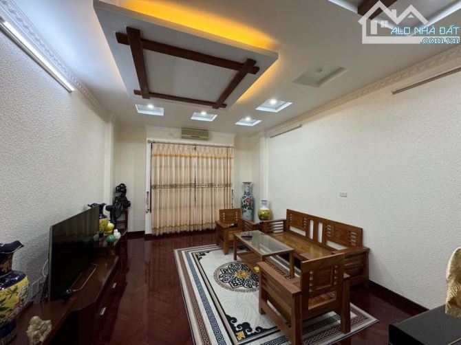 Bán nhà phố Thái Thịnh, Đống Đa 52m, 5 tầng, mt 4.5m. Giá: 25.9 tỷ - 1