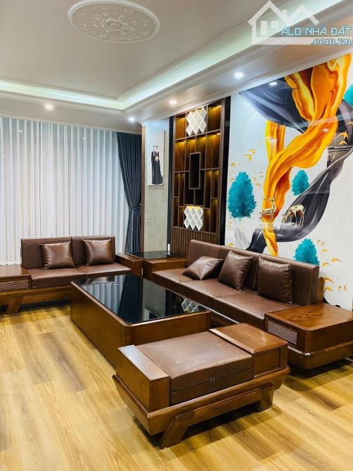 Nhà phố HỒNG TIẾN Ngọc Lâm quận Long Biên - diện tích 60m 6tầng thang máy - chỉ 11tỷ2 - 1