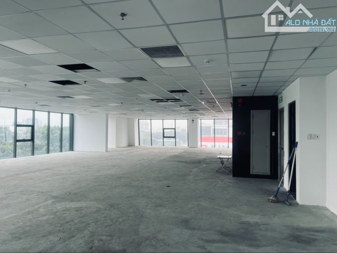 BUILDING 2900 M2- GÓC 2 MT NGUYỄN THỊ MINH KHAI- DT: 12X29- CÓ HĐ: 1 TỶ/TH- BÁN: 350 TỶ - 1