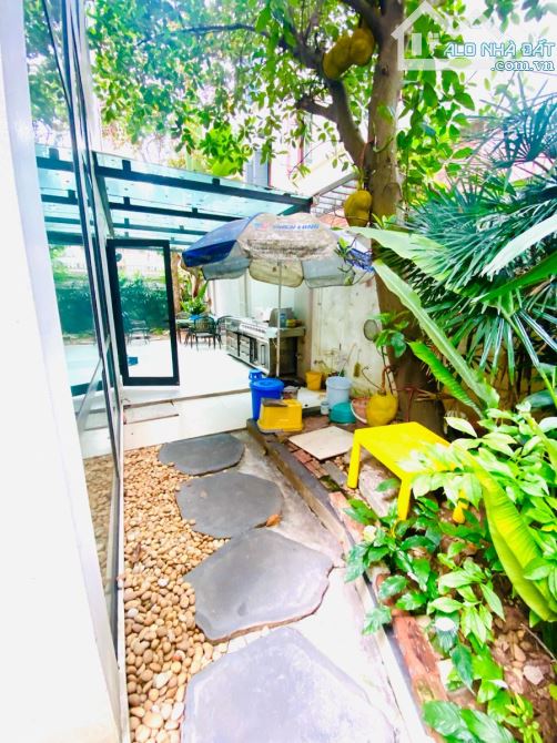 BÁN BIỆT THỰ KĐT DỊCH VỌNG, 268M2, ĐẸP LONG LANH, GIÁ 72 TỶ - 1