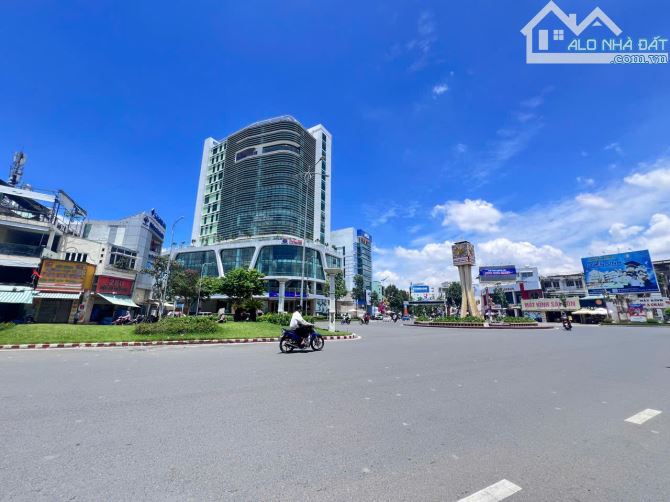 Bán lô đất thổ cư trung tâm Biên Hòa 8m4 x 18m5 giá 6,4 tỷ - 1