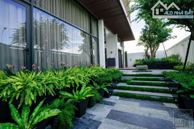 Hiếm-Tốt! Biệt thự khu k300 Tân Bình, 12m x 28m (334m2), hầm 4 lầu nhà mới, giá chỉ 50 tỷ - 1