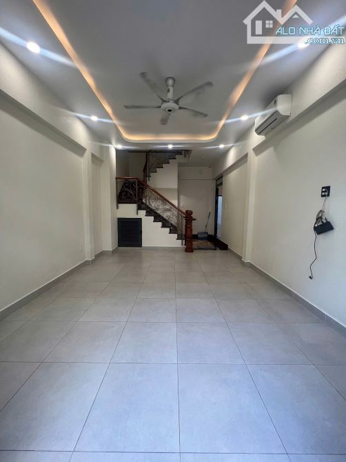BÁN GẤP NHÀ TRẦN BÌNH TRỌNG, PHƯỜNG 2, QUẬN 5, TP. HCM - 1