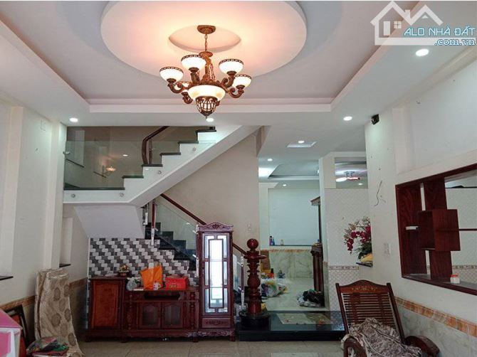 BÁN NHÀ QUANG TRUNG GÒ VẤP ,DT 8 × 14 ,3 TẦNG ,XE HƠI TỚI NHÀ GẦN SÂN BAY ,EMART NHỈNH 9 T - 1