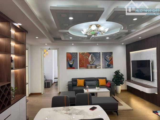 HIẾM ... LÔ GÓC - CĂN HỘ 3 NGỦ - TẶNG FULL NỘI THẤT- VIEW HỒ- PHẠM VĂN ĐỒNG - 1