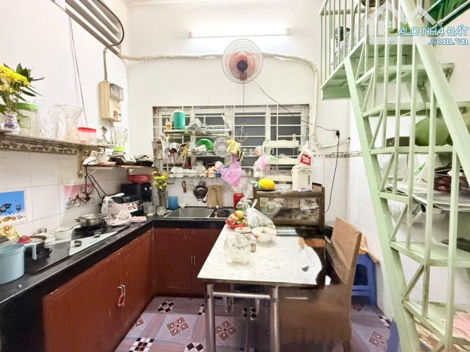 TẦNG TRỆT 56m2 CHUNG CƯ ĐINH TIÊN HOÀNG - 3TY500 - 1