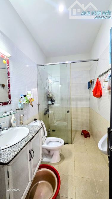 VỀ QUÊ CẦN BÁN NHÀ ĐẸP 2LẦU 1TRỆT 272m² Khu Vực TOÀN NHÀ LẦU ĐẸP Tại Phường An Hòa, BH-ĐN - 1
